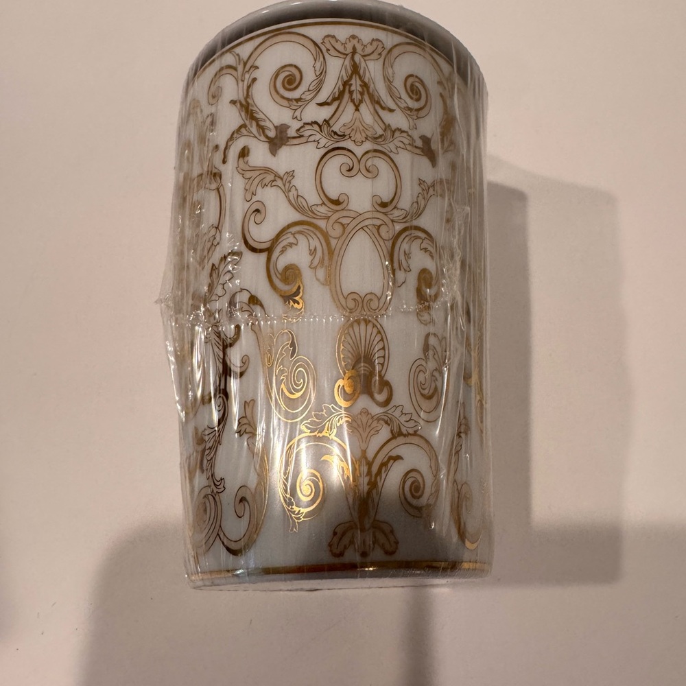 Brand New Versace Candle - Picture 4 of 8